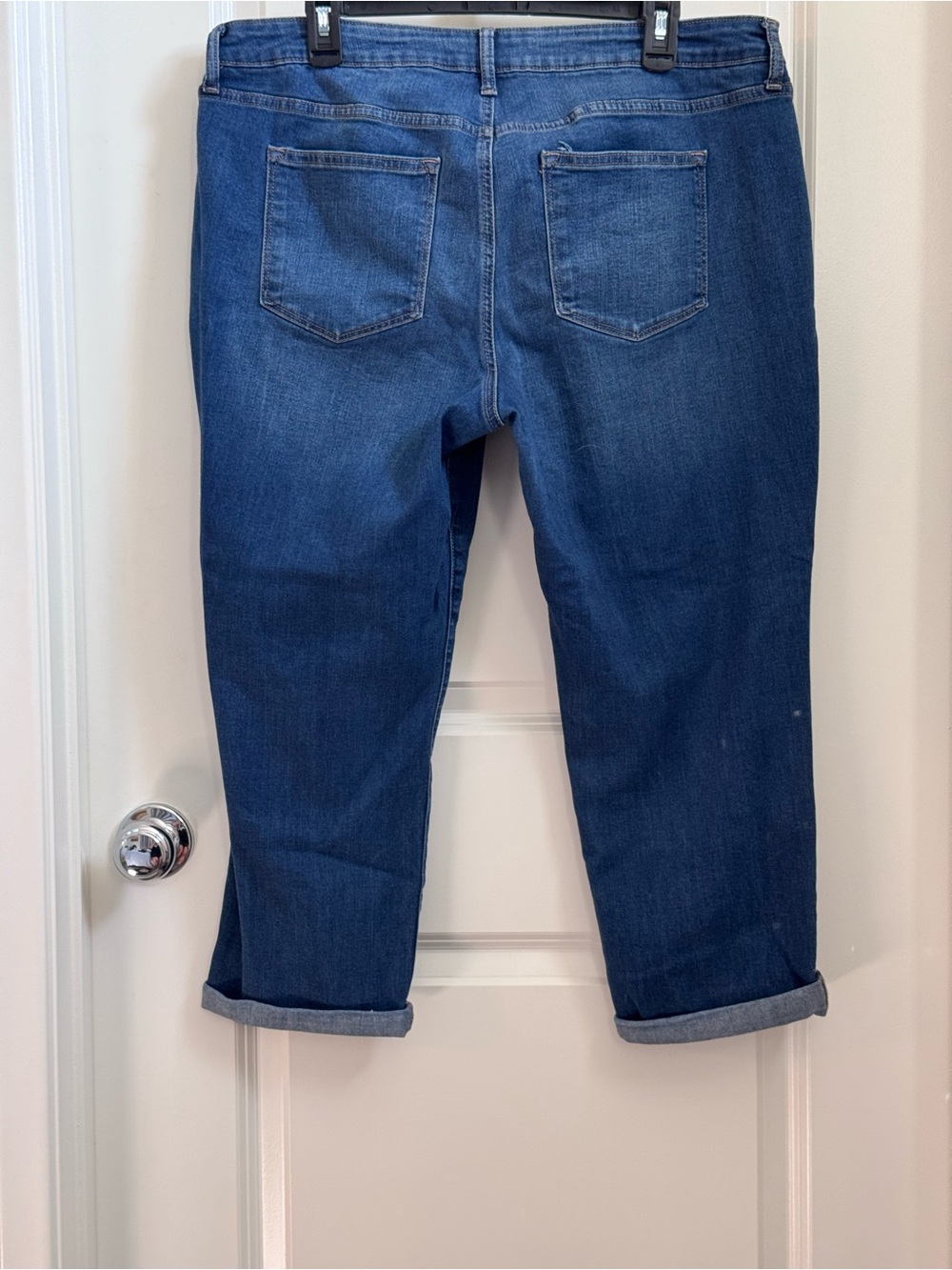 Sonoma Medium Blue Cropped Capri Jeans - Picture 2 of 3